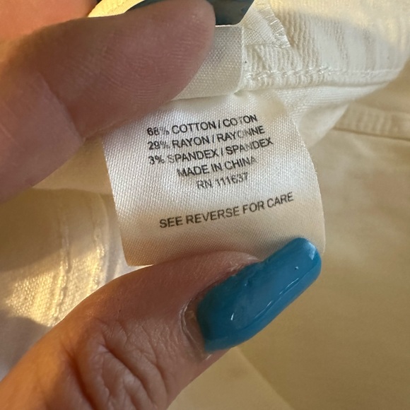 Lila Ryan Cropped Pants White - Size 29 - Picture 5 of 5